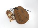 Netsuke gemaakt van hertengewei, paddenkluizenaar,, Antiquités & Art