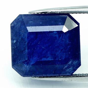 Tanzanite - 22.99 ct - International Gemological Institute