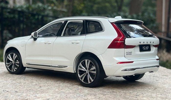 Paudi Model 1:18 - Voiture miniature - Volvo XC60 - 2022, Hobby en Vrije tijd, Modelauto's | 1:5 tot 1:12
