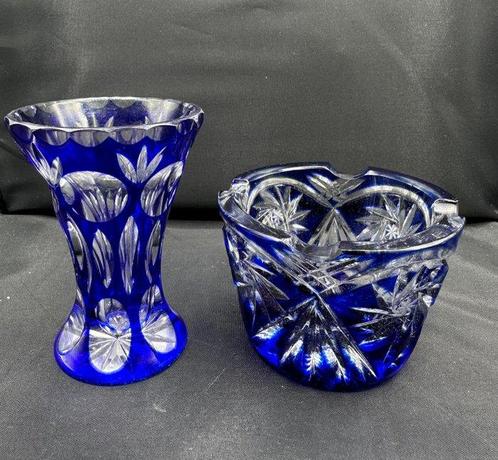 Petit vase et cendrier vintage en forme de trompette BLEU, Antiquités & Art, Antiquités | Verre & Cristal