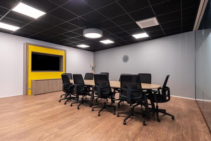 Kantoorruimte voor 4 in Anderlecht City Dox, Articles professionnels, Immobilier d'entreprise