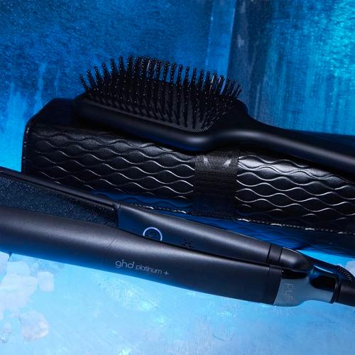 ghd Platinum+ Styler &amp; Ghd Paddel Brush (Stijltang), Handtassen en Accessoires, Uiterlijk | Haarverzorging, Kam of Borstel