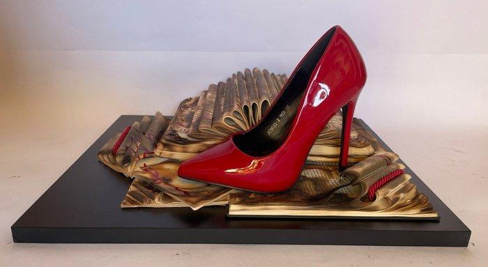 Arianna De Blanck (2003) - ONLY TIME - Stiletto on Burning, Antiek en Kunst, Kunst | Designobjecten