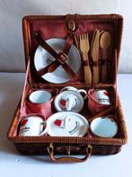 Picknickmand - Aardbeien - bamboe, porselein, aardewerk en, Antiek en Kunst