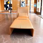 Molteni - Patricia Urquiola - Lounge stoel - Handschoen -