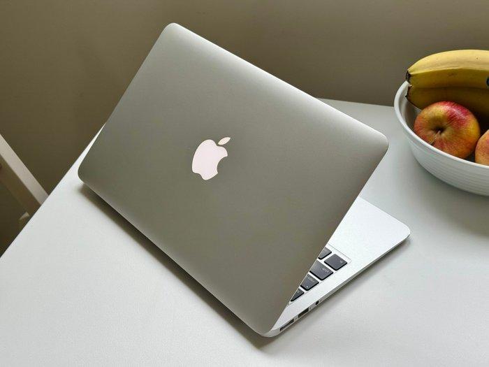 Apple MacBook Air 11 inch (2015) | 1.6GHz Core i5 | 8GB RAM, Games en Spelcomputers, Spelcomputers | Overige Accessoires