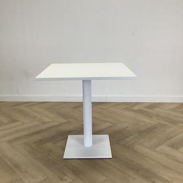 bistrotafel / kantinetafel, 70x70x cm, wit beschikbaar voor biedingen