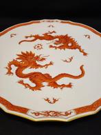 Meissen - Serveerschaal - rund Ø 32,2 cm Roter Ming Drache, Antiek en Kunst, Antiek | Meubels | Tafels