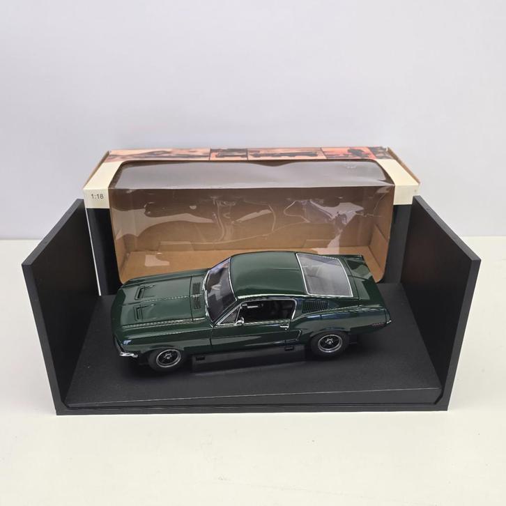 Ford Mustang 1968 Steve McQueen Bullitt NEW AUTOart 1/18, Hobby en Vrije tijd, Modelauto's | 1:18, Nieuw, Ophalen of Verzenden