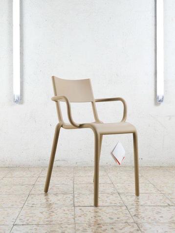Kartell - Philippe Starck - Generic A - Fauteuil (2) - Taupe