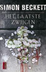 Het laatste zwijgen / Poema thriller 9789021055961, Boeken, Verzenden, Gelezen, Simon Beckett