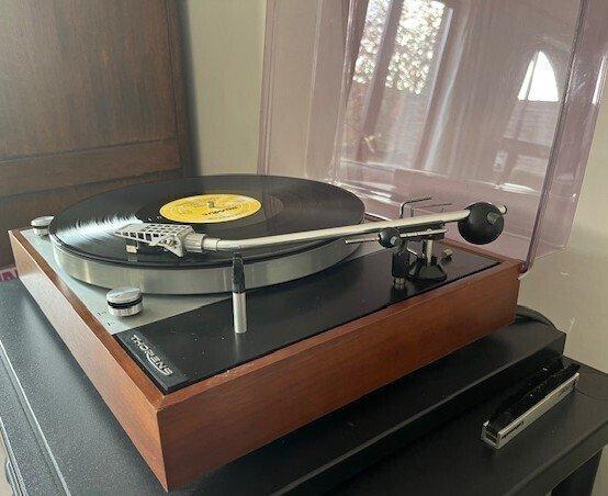 Thorens - TD 150 MK2 Platenspeler, Audio, Tv en Foto, Radio's