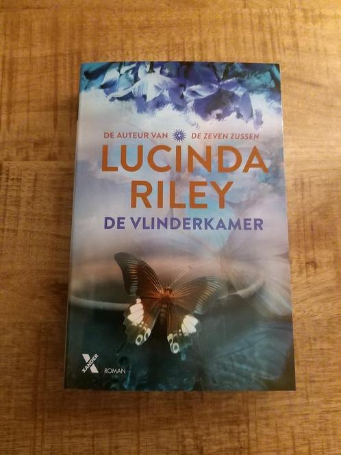 De vlinderkamer 9789401615174 Lucinda Riley, Boeken, Romans, Gelezen, Verzenden