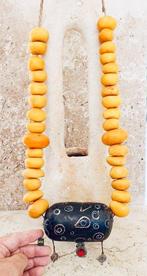 Ambre berbère résine phénolique. - Collier