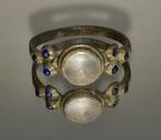 Middeleeuws Brons Middeleeuwse bronzen ring. In goede staat.