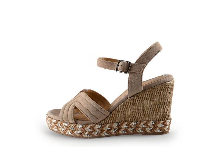 Manfield sleehakken in maat 38 Beige | 15% korting, Kleding | Dames, Schoenen, Beige, Zo goed als nieuw, Schoenen met hoge hakken