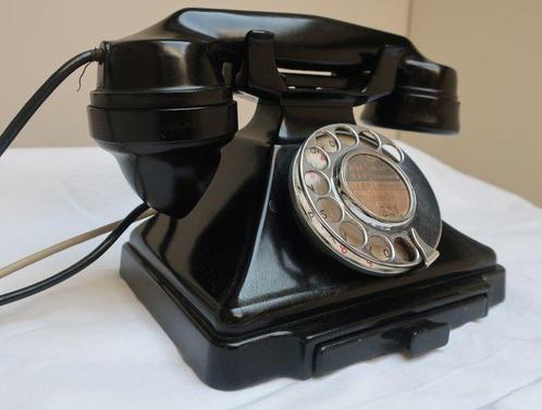 GPO 232 Pyramid - Téléphone analogique - Bakélite, Antiek en Kunst, Kunst | Designobjecten