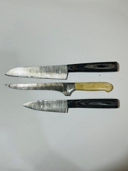 Keukenmes - Japanse chefmessen en kampeer messen-set (0035), Antiek en Kunst, Antiek | Keukengerei