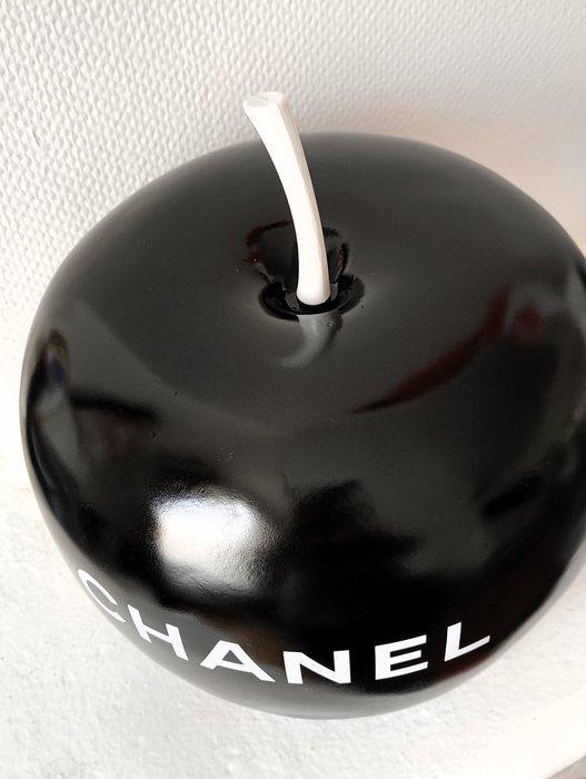 XTC Artist - Pomme Chanel Black XL, Antiquités & Art, Art | Objets design