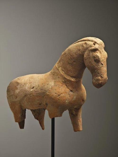 Tang-dynastie - Ceramische Rode Paard - Gebroken maar Echt -, Antiek en Kunst, Antiek | Overige Antiek