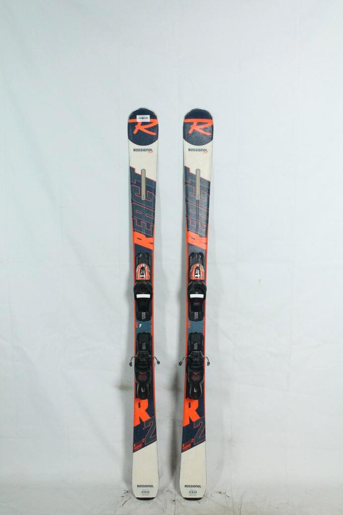 Rossignol React R2 - 154, Sports & Fitness, Ski & Ski de fond, Envoi