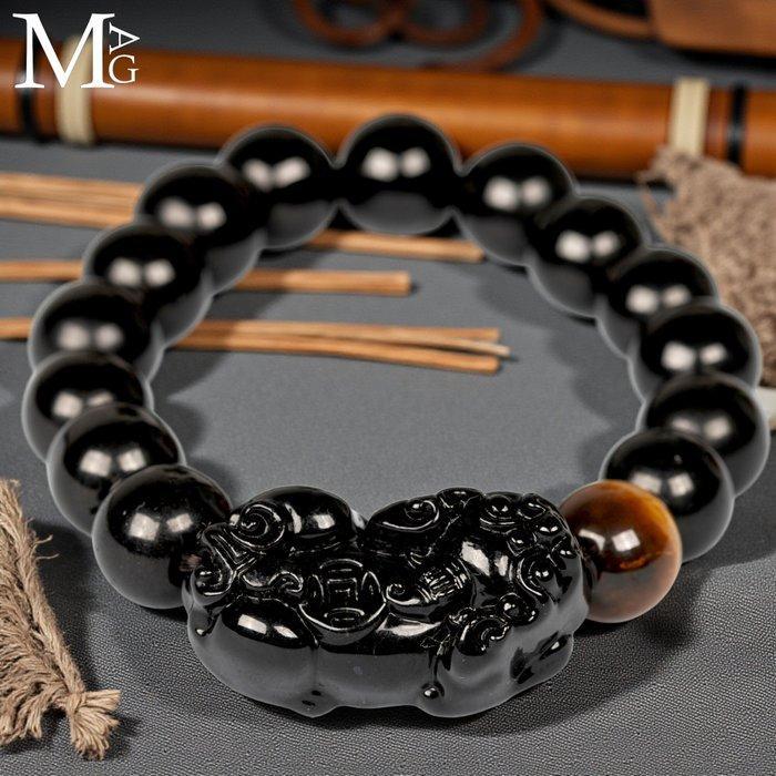 Armband van zwart onyx met tijgeroog en gegraveerde Pi Xiu., Antiek en Kunst, Curiosa en Brocante