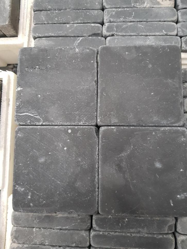Mosaique Nero Marquina 10x10x2 11,5m² liquidation stock, Doe-het-zelf en Bouw, Tegels, Ophalen