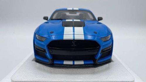 Autoart 1:18 - Voiture miniature - Ford Mustang Shelby GT500, Hobby en Vrije tijd, Modelauto's | 1:5 tot 1:12