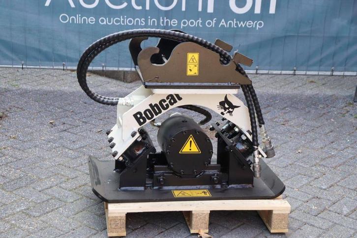 Veiling: Trilplaat Bobcat Cw10 2025 Nieuw, Zakelijke goederen, Machines en Bouw | Overig, Ophalen