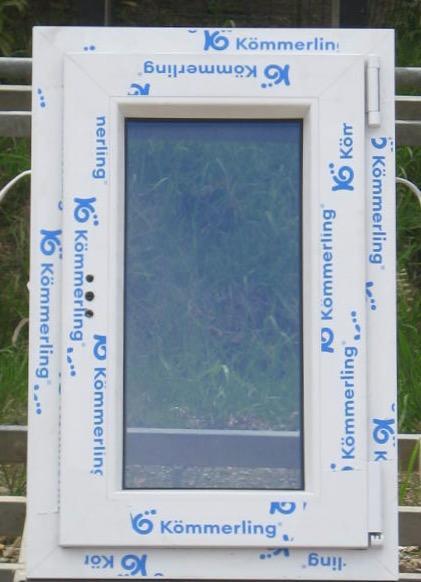 pvc raam , chassis , venster , kozijn 45 x 70 wit, Doe-het-zelf en Bouw, Raamkozijnen en Schuifdeuren, Inclusief glas, Nieuw, Kunststof