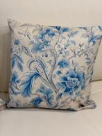 Coussins élégants en Toile de Jouy fleuris bleu clair, Antiek en Kunst