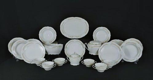 Hutschenreuther - Bornesse - Rococó - Tafelservies voor 6, Antiek en Kunst, Antiek | Meubels | Tafels