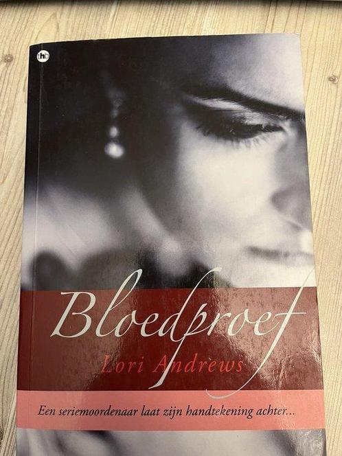 Bloedproef - Lori Andrews 9789044331493, Livres, Livres Autre, Envoi