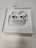 Apple AirPods (3rd generation) with Lightning Oordopjes, Telecommunicatie, Verzenden, Nieuw