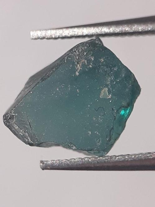 Natural bluish green Apatite - 1.593 ct - Rough Gemstone - u, Collections, Minéraux & Fossiles, Envoi