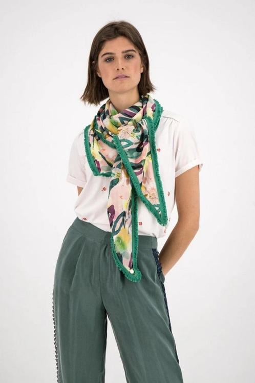 POM sjaal flowers (Sjaals, Mooi & Gezond) (Mooi & Gezond), Kleding | Dames, Mutsen, Sjaals en Handschoenen, Nieuw, Verzenden