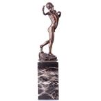 Figure - Bronzefigur Junge mit Steinschleuder 33cm - Bronze,