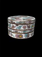 Twee doosjes van cloisonné-emaille - China - 20e eeuw, Antiek en Kunst