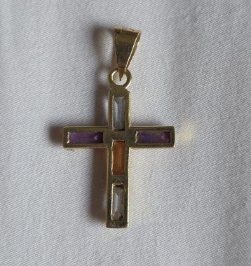 Pendentif en forme de croix - 18 carats Or jaune Améthyste -