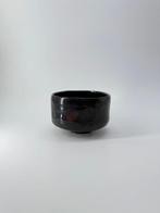 (1901~1997)/Inscribed - Chawan (2) -  Kuro-raku Raku, Antiek en Kunst