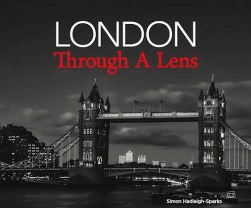 London Through A Lens 9781742578057, Boeken, Overige Boeken, Zo goed als nieuw, Verzenden
