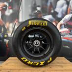 Wiel compleet met band - Pirelli - Formule Renault 2.0 - ***, Verzamelen, Nieuw