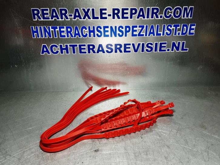 Sneeuwketting van kunststof, in geval van nood handig om..., Auto diversen, Auto-accessoires, Nieuw, Verzenden