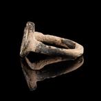 Oud-Romeins Bronzen vinger ring met zonnesymbool (Zonder, Antiek en Kunst