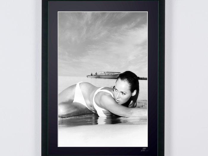 James Bond 007: Dr. No, Ursula Andress on Promo shot 1962 -, Collections, Cinéma & Télévision