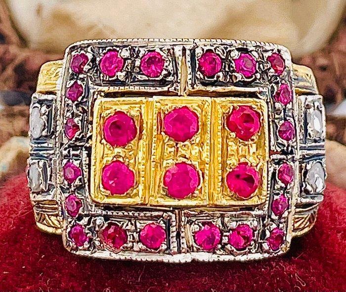 Zonder Minimumprijs - Ring - 9 kt. Geel goud, Zilver Robijn, Handtassen en Accessoires, Ringen