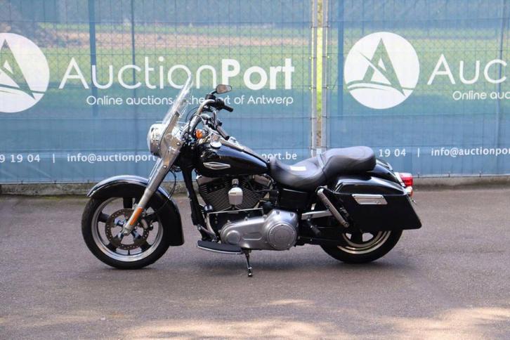 Veiling: Harley-Davidson Dyna Switchback Benzine 2012, Motoren, Motoren | Harley-Davidson, Ophalen