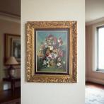 Europese school (XX) - A still life of flowers in a basket, Antiek en Kunst