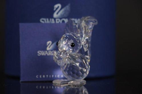Figure - Swarovski - Eekhoorn met Noot (Boxed + Certificate), Antiek en Kunst, Curiosa en Brocante