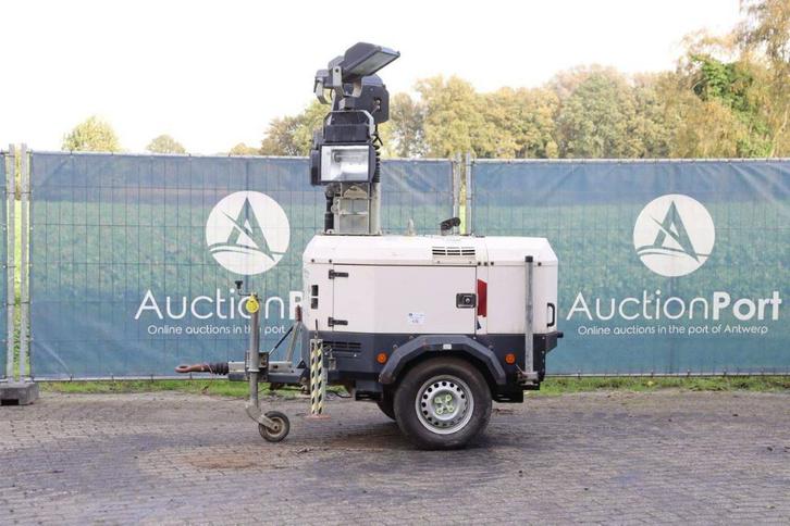 Veiling: Aanhanger Lichtmast Tower Light VB-9 Diesel 2015, Doe-het-zelf en Bouw, Bouwverlichting, Ophalen